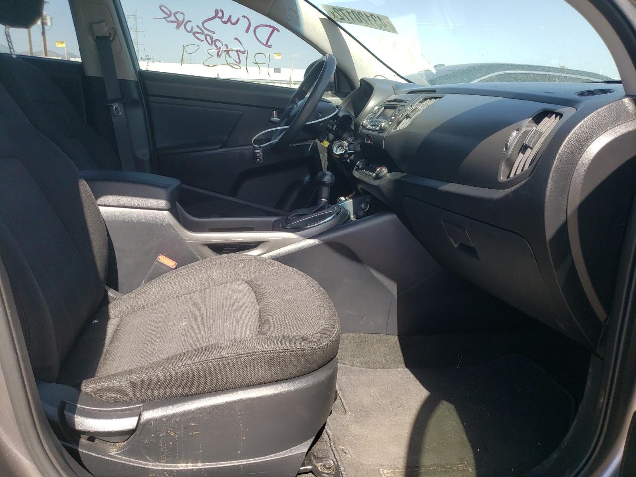 Photo 5 from auction – 2013 KIA SPORTAGE L with VIN KNDPBCA28D7366053