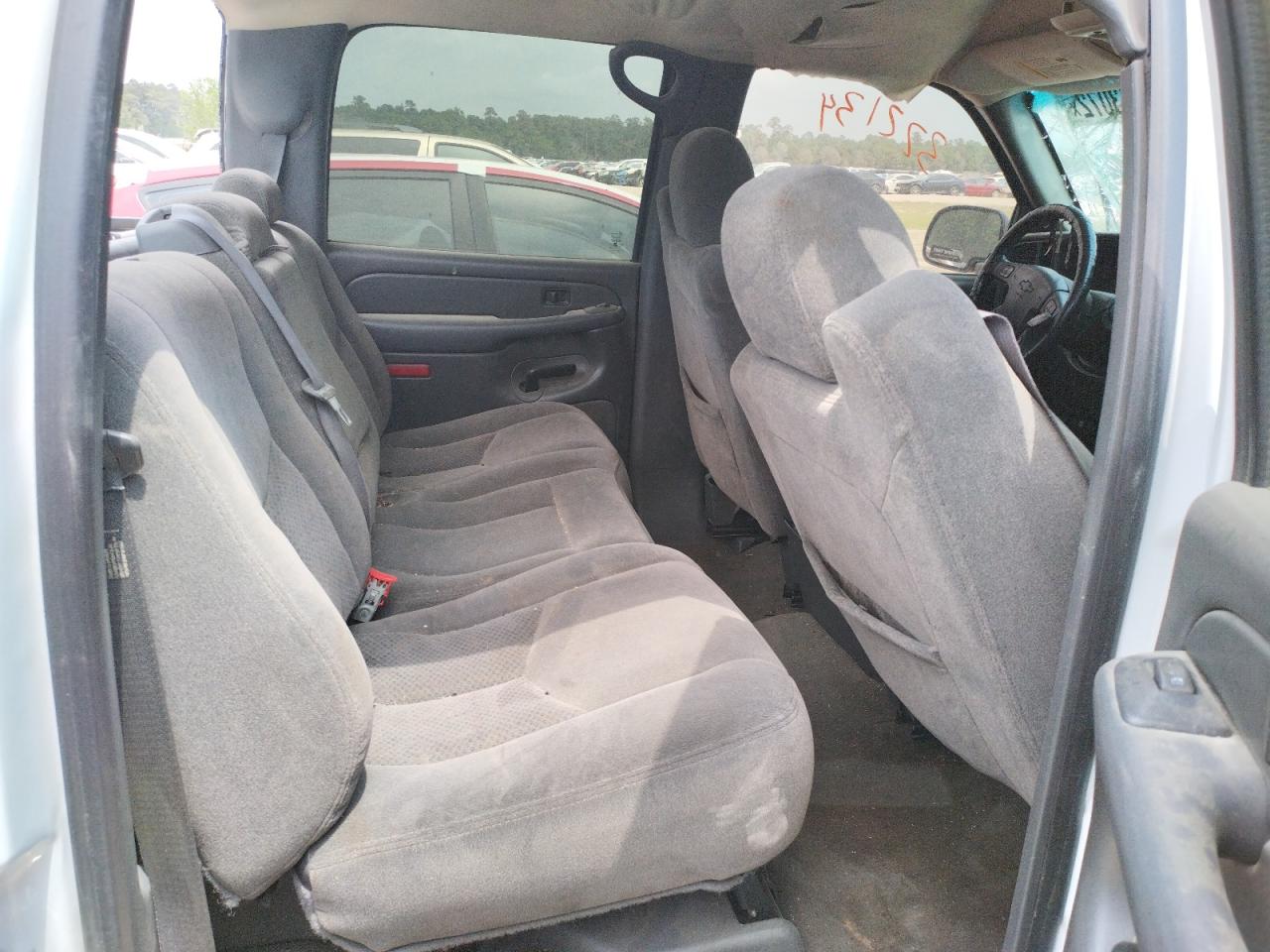 Photo 6 from auction – 2005 CHEVROLET SILVERADO with VIN 2GCEC13T851212309
