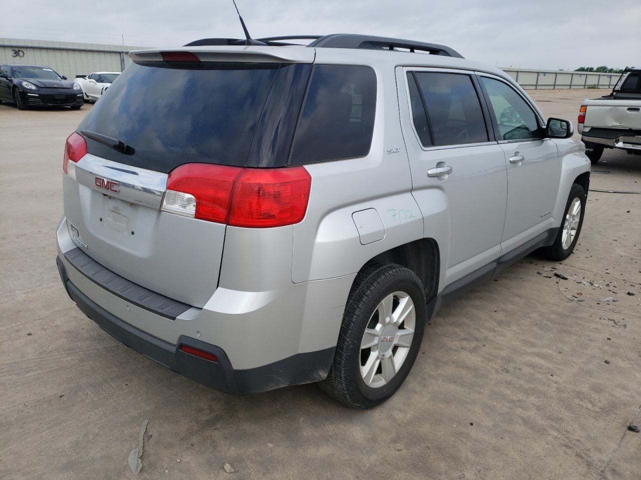 Photo 4 from auction – 2013 GMC TERRAIN SL with VIN 2GKALUEK8D6113497