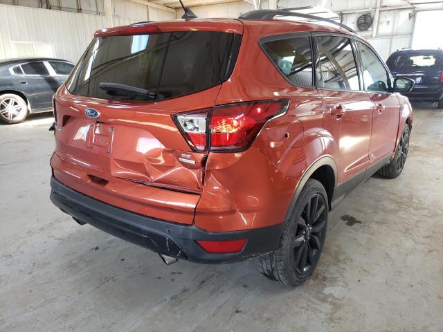 Photo 4 from auction – 2019 FORD ESCAPE SE with VIN 1FMCU0GD2KUA07677