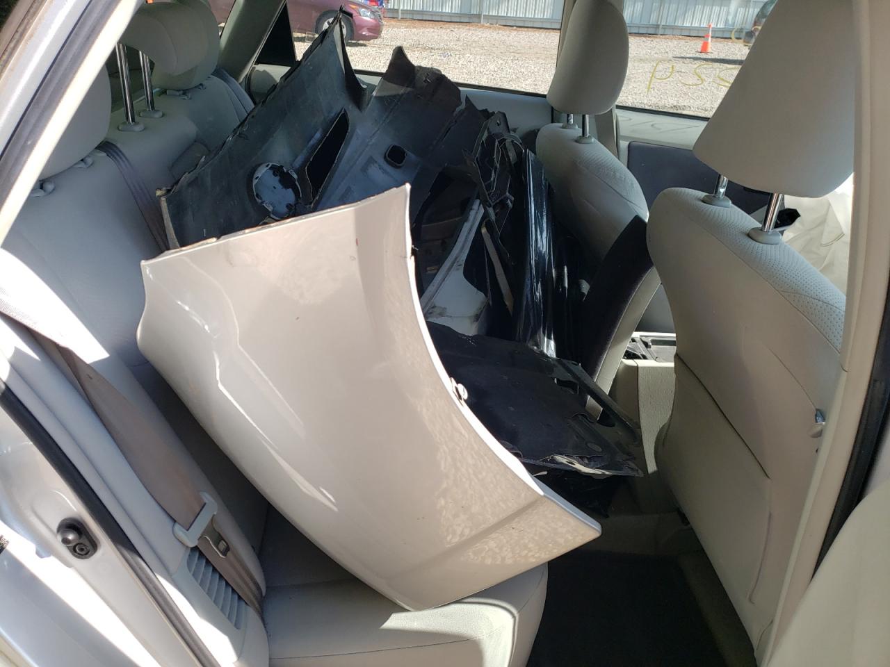 Photo 6 from auction – 2011 TOYOTA PRIUS with VIN JTDKN3DU7B0247933