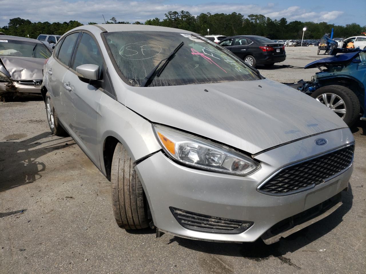 FORD FOCUS SE 2016 with VIN 1FADP3K20GL347937 - Photo from auction