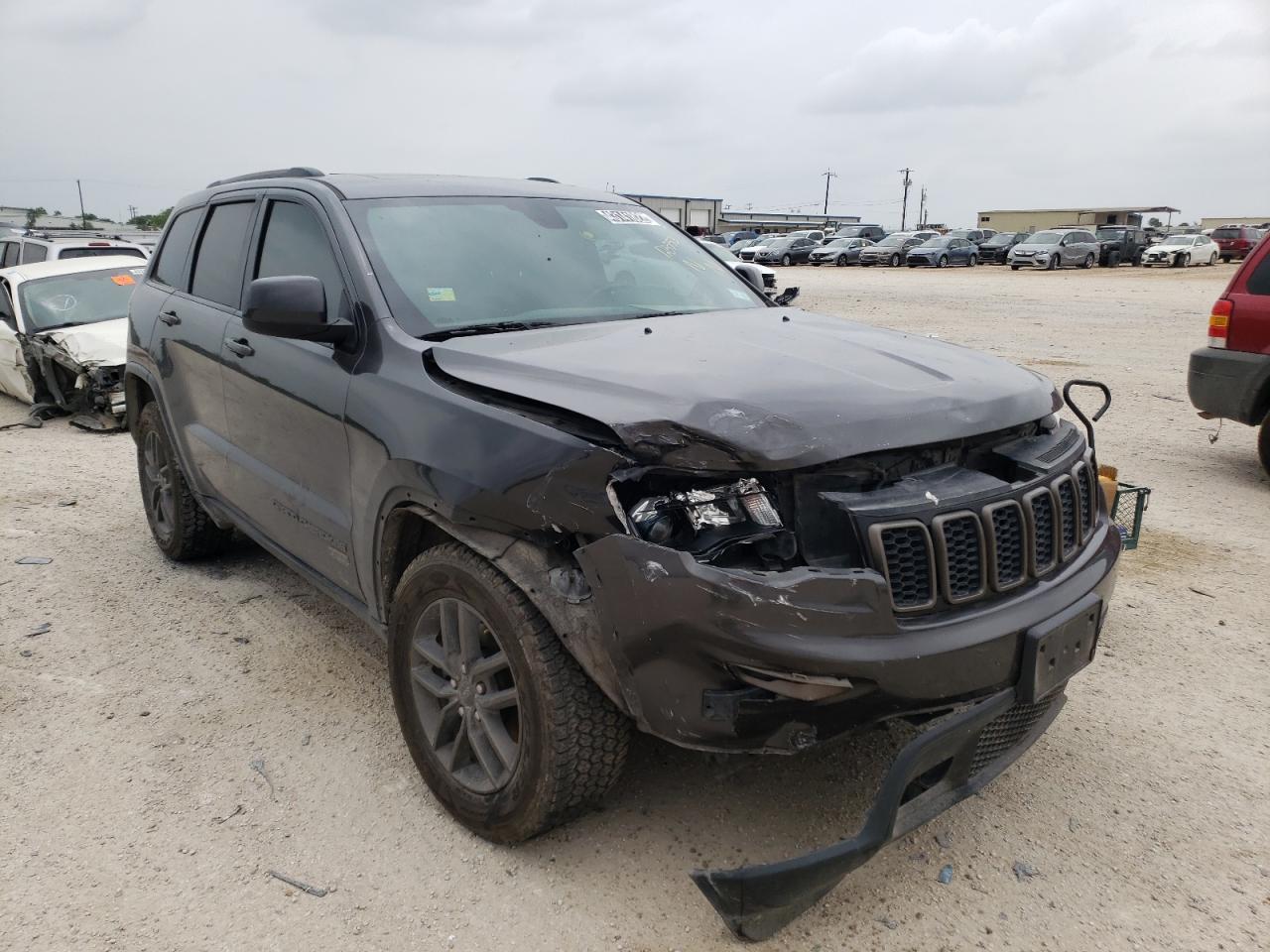 JEEP GRAND CHER 2016 with VIN 1C4RJFAG3GC471149 - Photo from auction