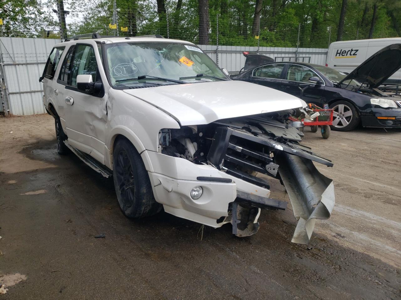 FORD EXPEDITION 2011 with VIN 1FMJU2A5XBEF16687 - Photo from auction