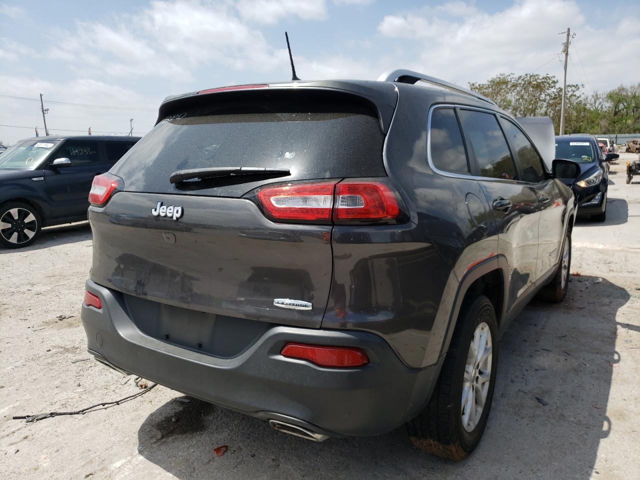 Photo 4 from auction – 2017 JEEP CHEROKEE L with VIN 1C4PJMCSXHW563940