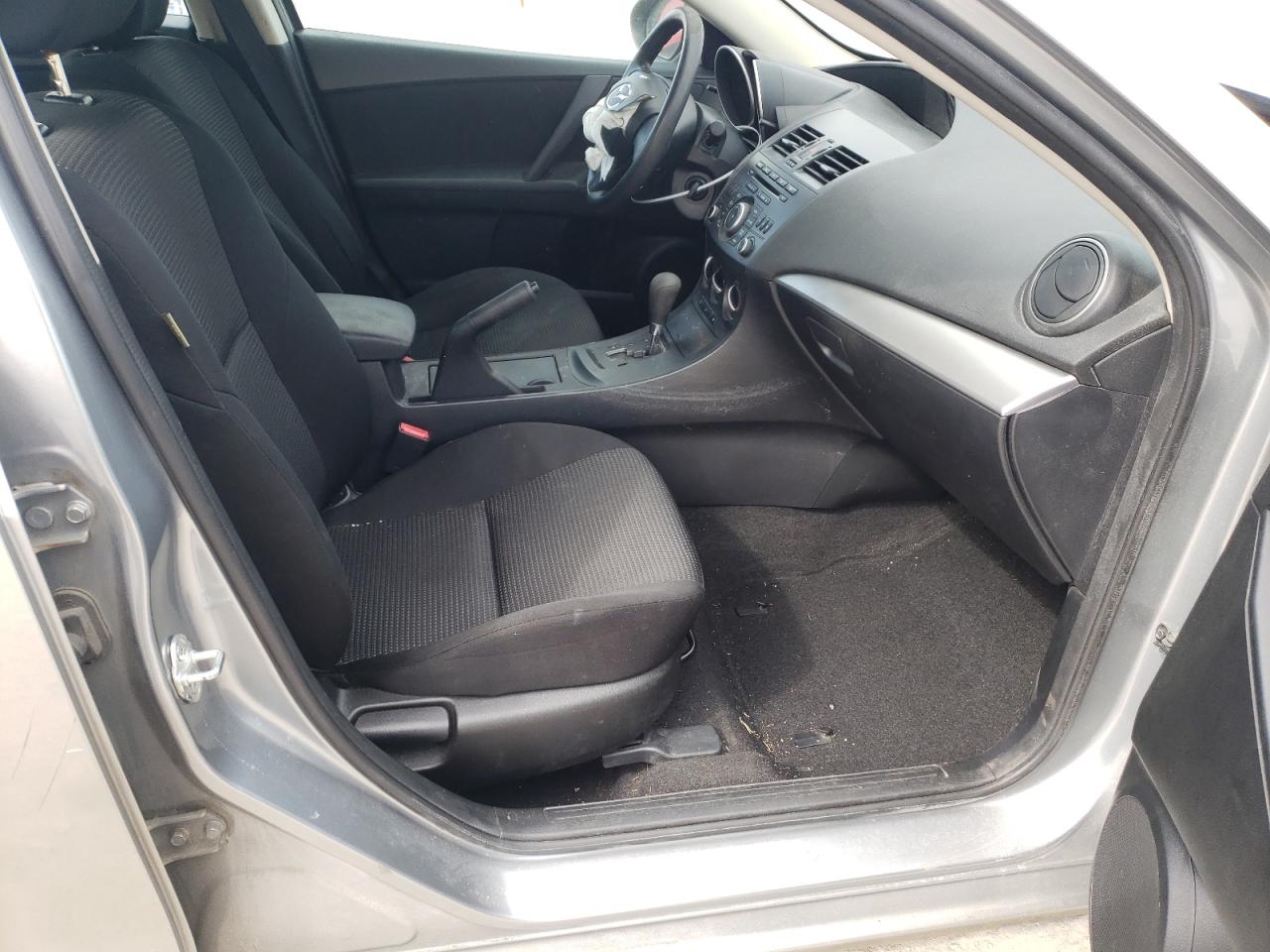 Photo 5 from auction – 2013 MAZDA 3 I with VIN JM1BL1TG6D1797174