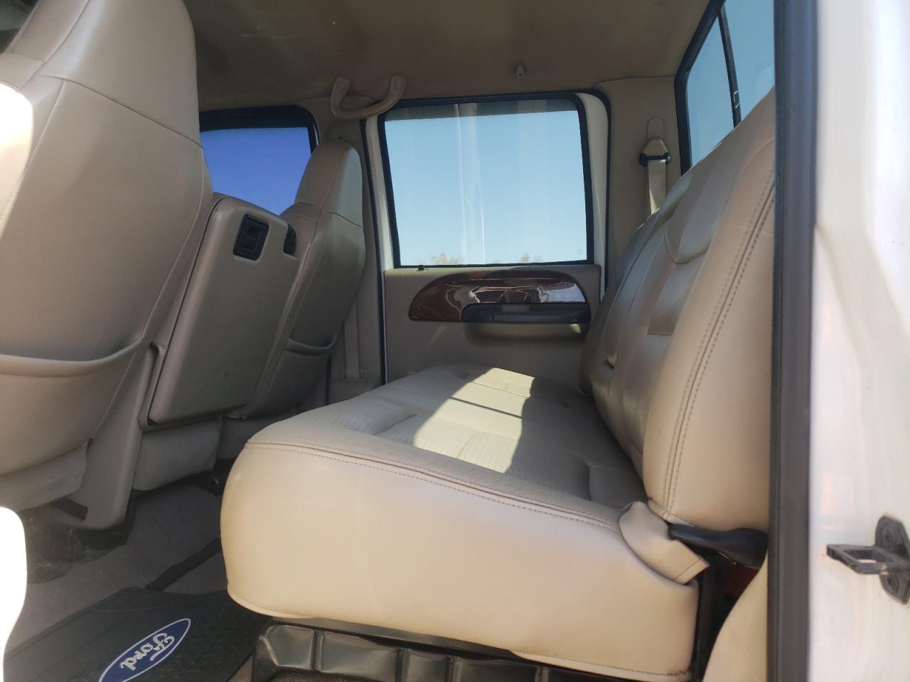 Photo 6 from auction – 2001 FORD F250 SUPER with VIN 1FTNW21F11EA01200