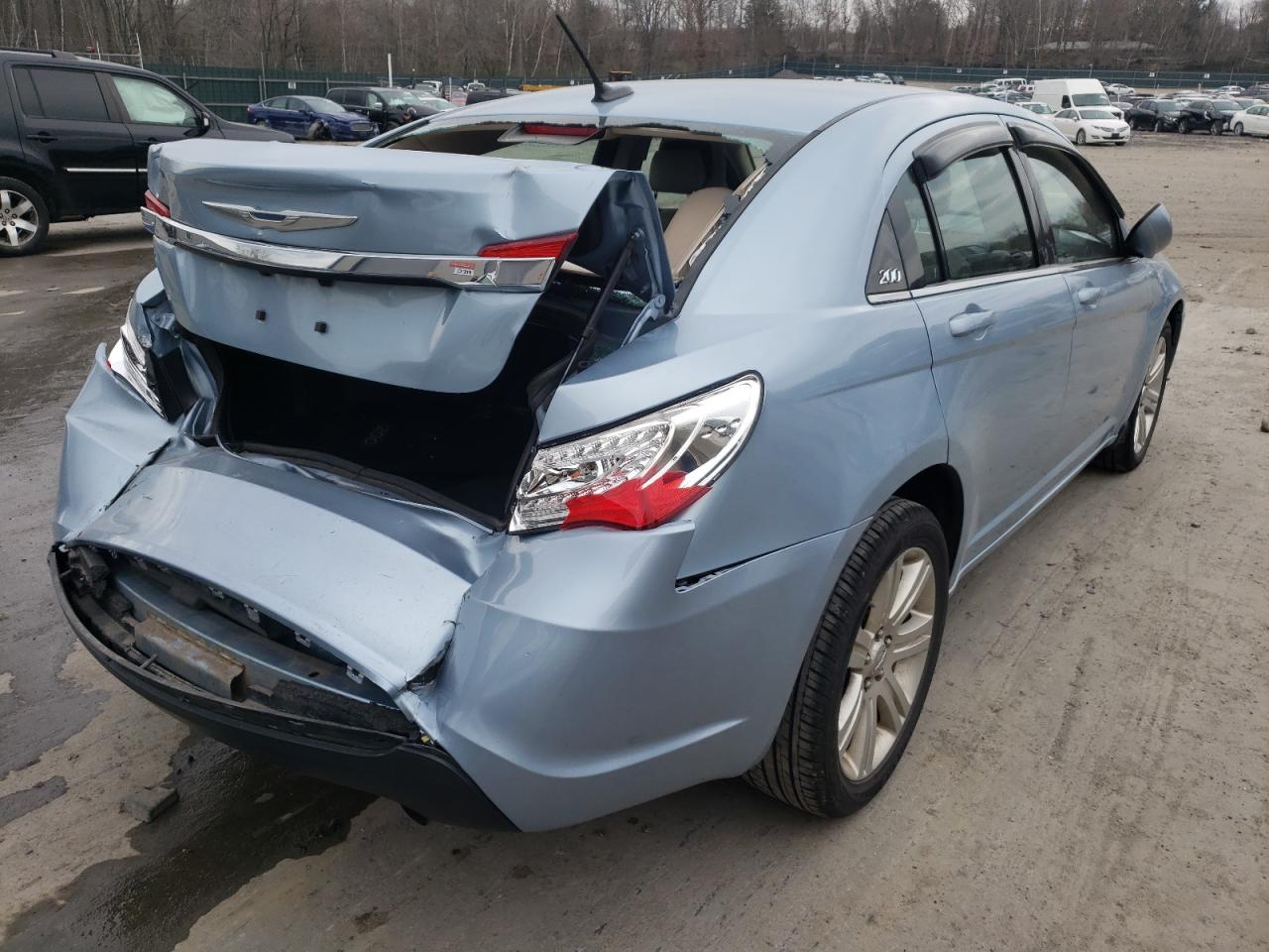Photo 4 from auction – 2012 CHRYSLER 200 TOURIN with VIN 1C3CCBBB3CN331200