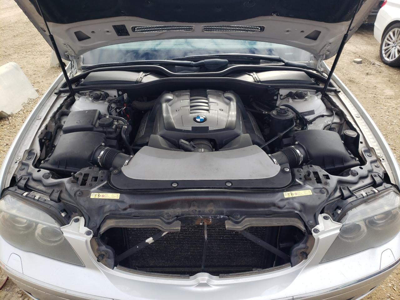 Photo 7 from auction – 2007 BMW 750 with VIN WBAHN835X7DT76361