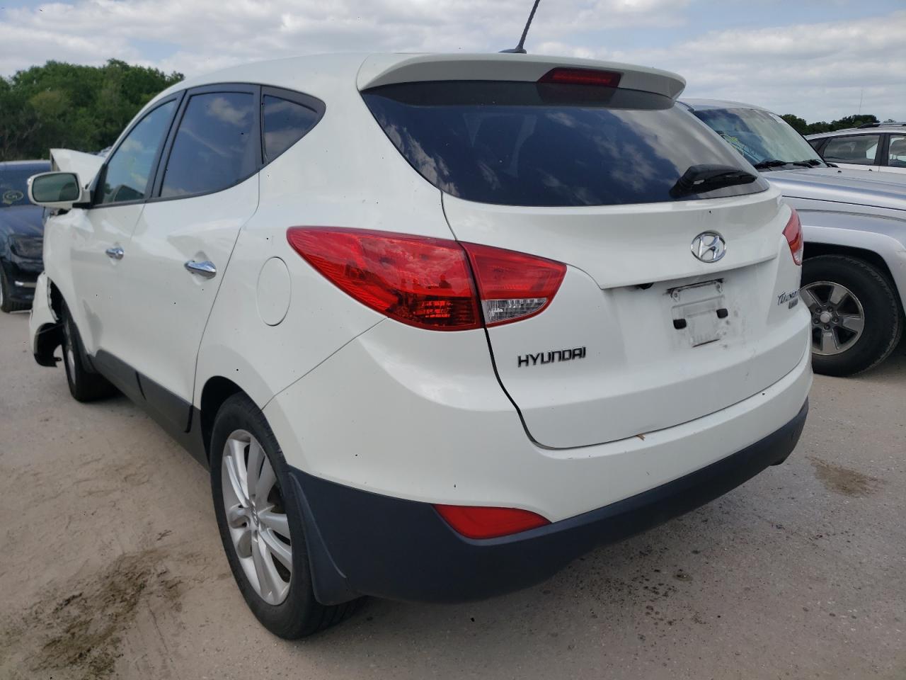 Photo 3 from auction – 2012 HYUNDAI TUCSON GLS with VIN KM8JU3AC3CU486699