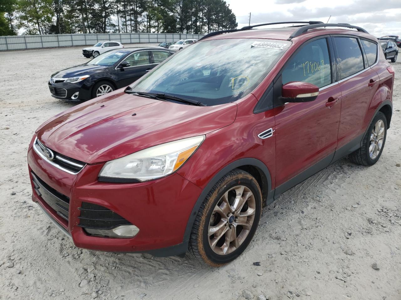 Photo 2 from auction – 2013 FORD ESCAPE SEL with VIN 1FMCU0HXXDUB77376