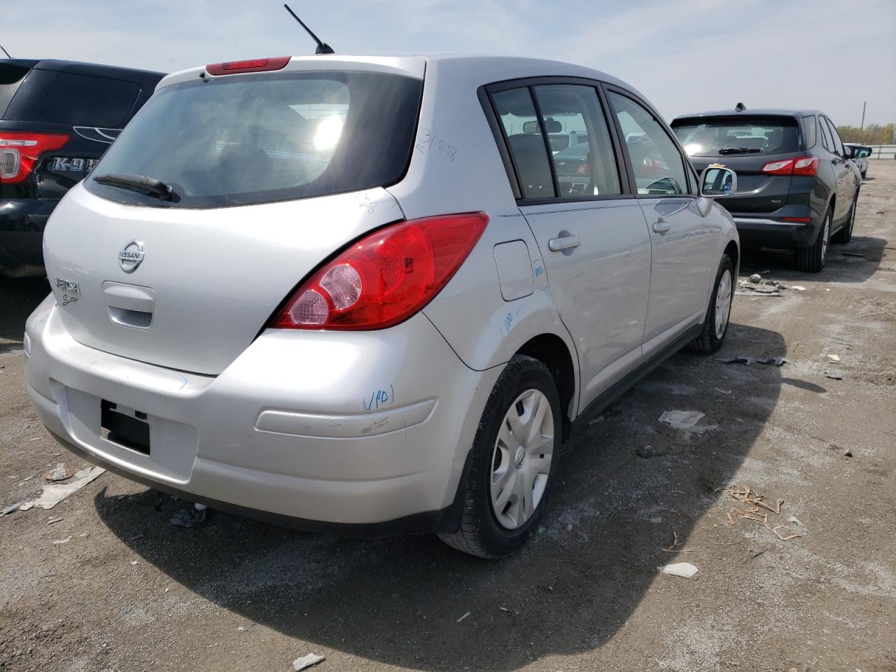 Photo 4 from auction – 2010 NISSAN VERSA S with VIN 3N1BC1CP7AL389905