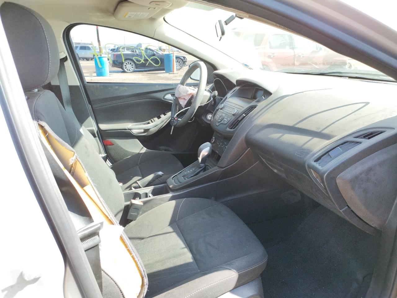 Photo 5 from auction – 2018 FORD FOCUS SE with VIN 1FADP3F2XJL230707