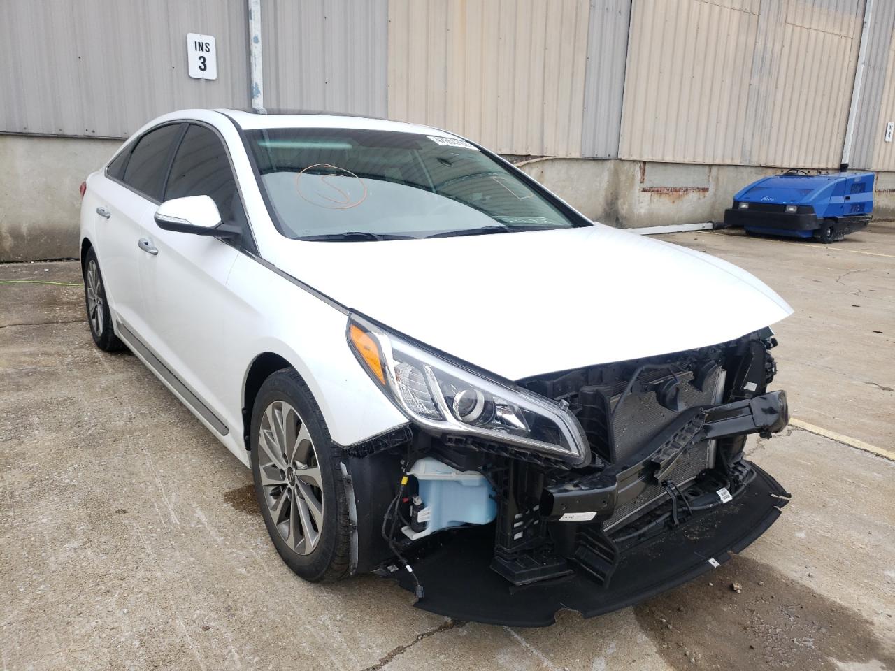 HYUNDAI SONATA SPO 2017 with VIN 5NPE34AF7HH552147 - Photo from auction