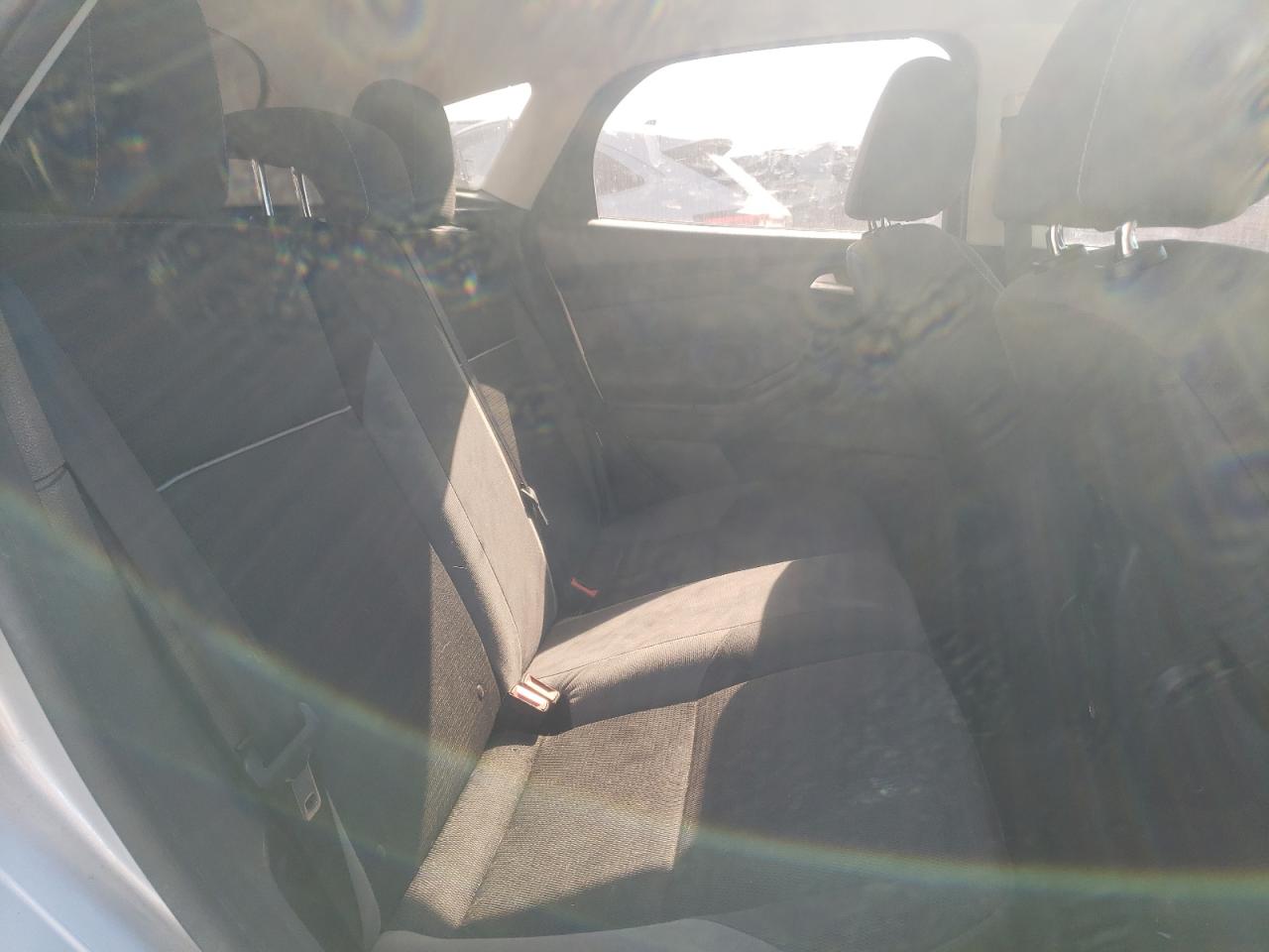 Foto 6 de la subasta – 2013 FORD FOCUS SE con VIN 1FADP3K22DL325630