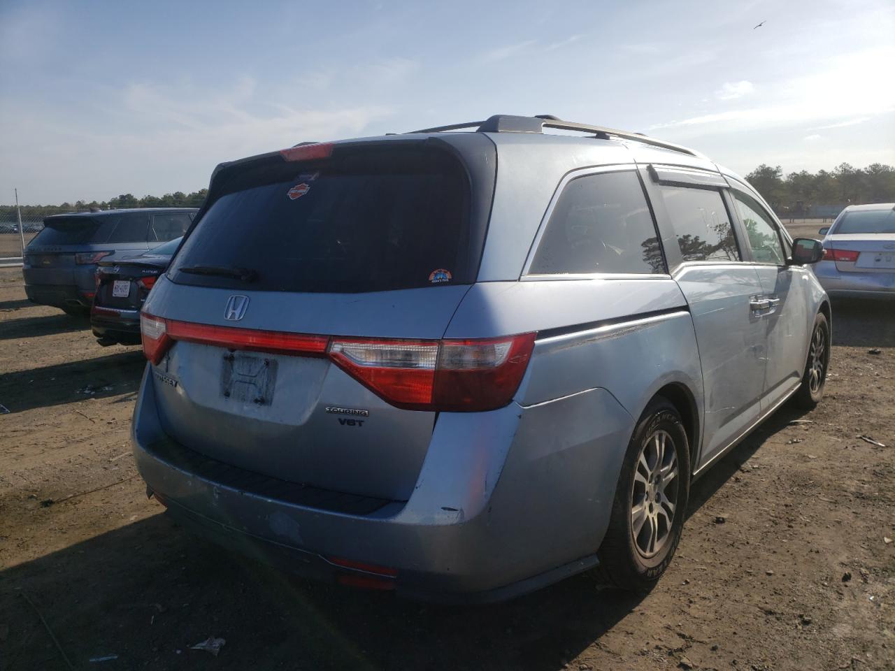 Photo 4 from auction – 2011 HONDA ODYSSEY with VIN 5FNRL5H65BB030362