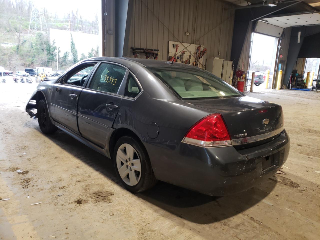 Photo 3 from auction – 2011 CHEVROLET IMPALA LS with VIN 2G1WA5EK7B1230374