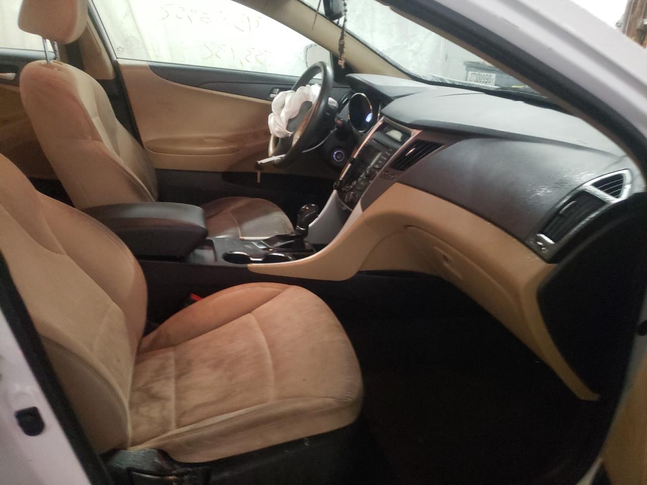 Photo 5 from auction – 2012 HYUNDAI SONATA GLS with VIN 5NPEB4AC2CH460123