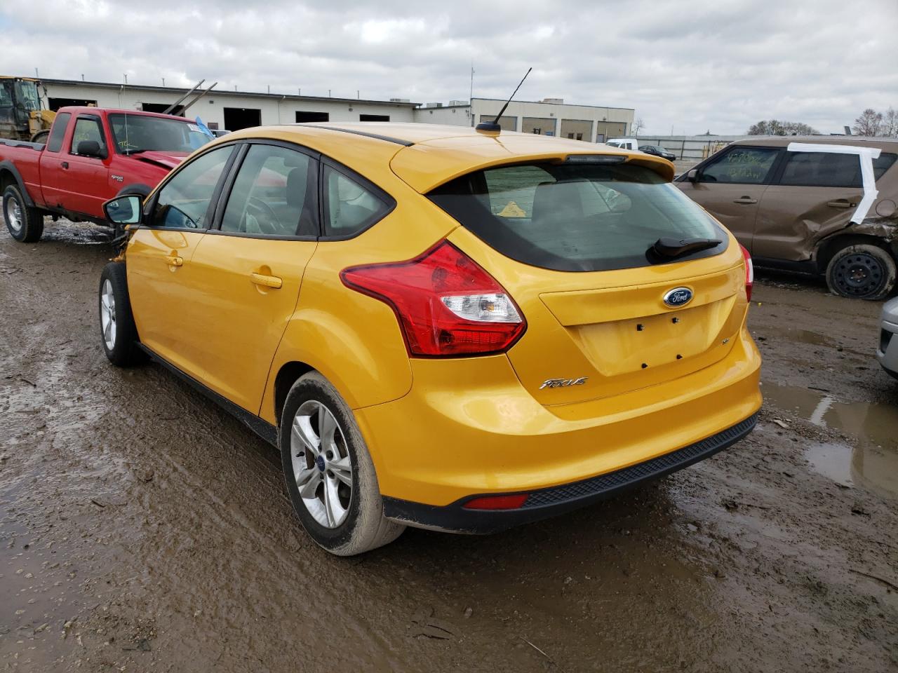 Photo 3 from auction – 2012 FORD FOCUS SE with VIN 1FAHP3K22CL114038