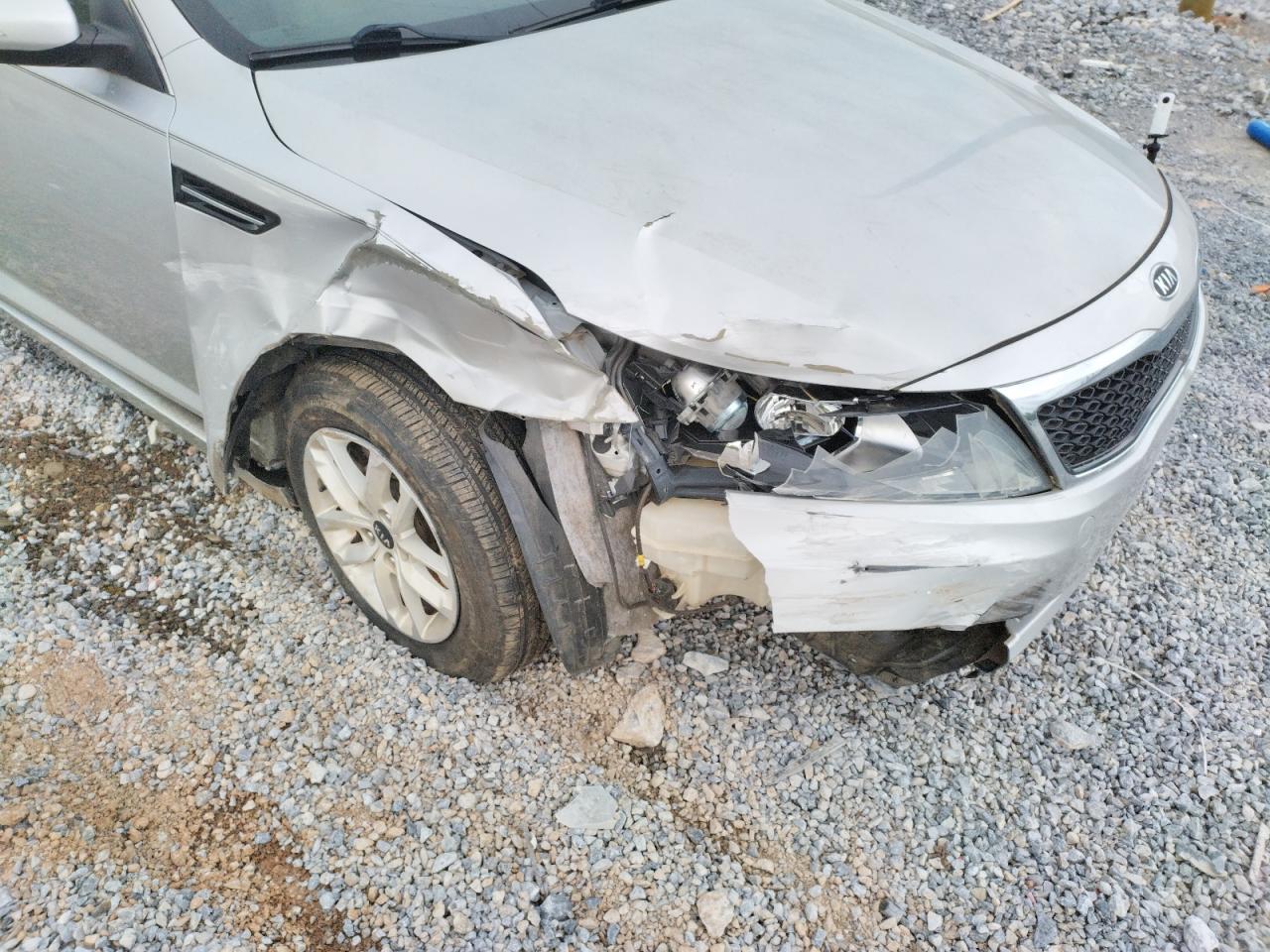 Photo 9 from auction – 2011 KIA OPTIMA LX with VIN KNAGM4A72B5085285