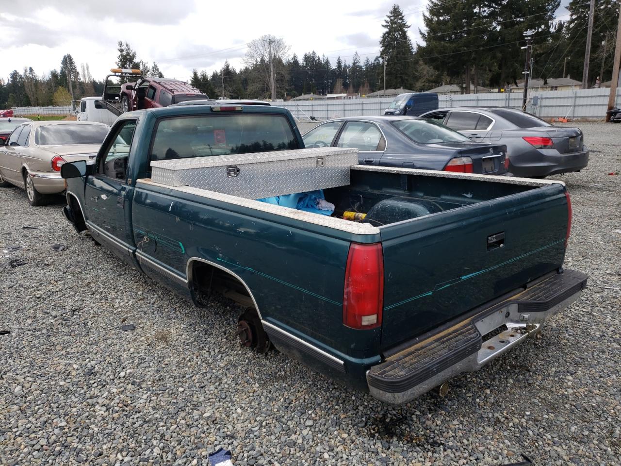 Photo 3 from auction – 1996 CHEVROLET GMT-400 C1 with VIN 1GCEC14M7TE209047
