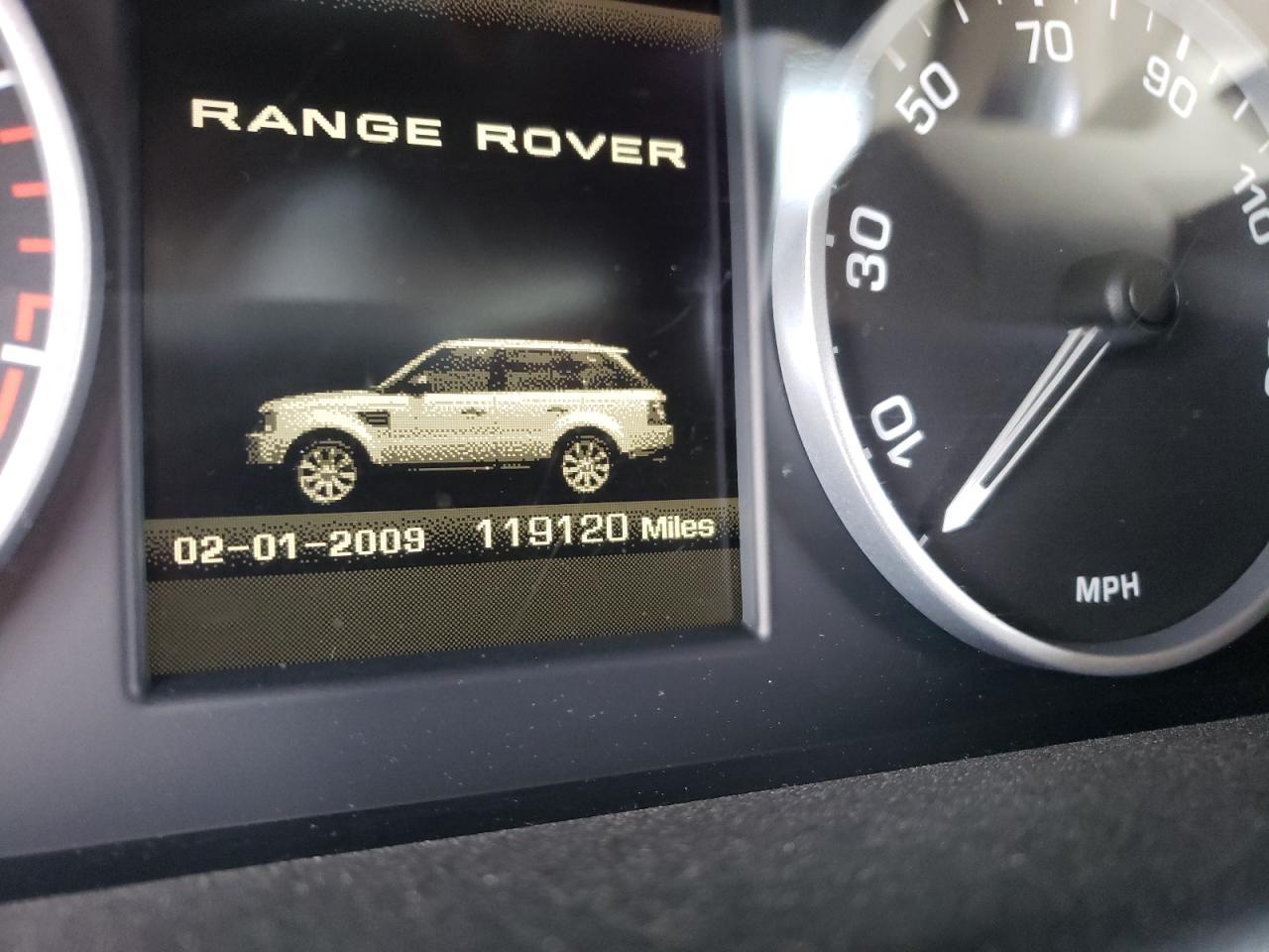 Photo 8 from auction – 2011 LAND ROVER RANGE ROVE with VIN SALSF2D47BA290677