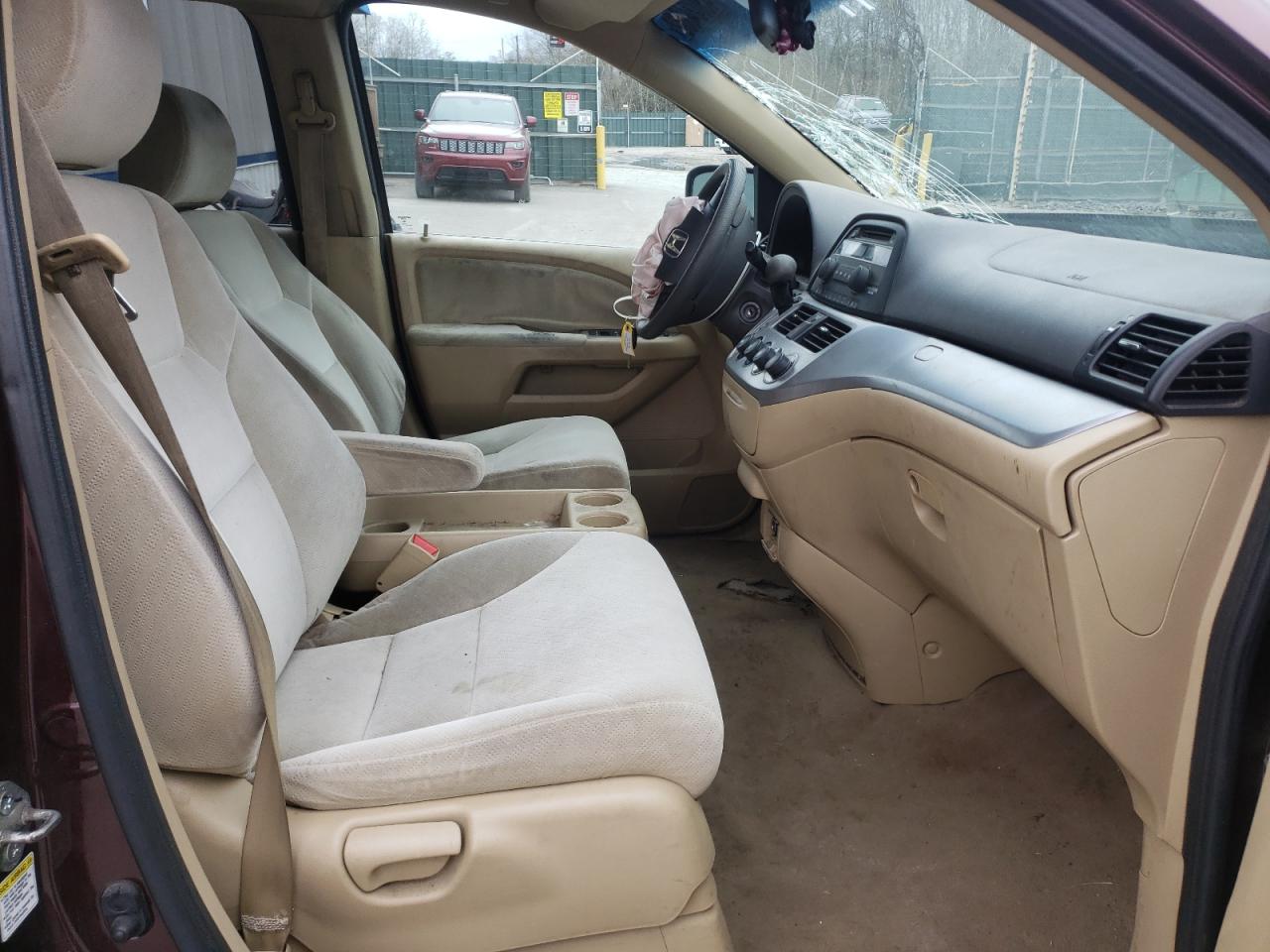Photo 5 from auction – 2008 HONDA ODYSSEY LX with VIN 5FNRL38248B010100
