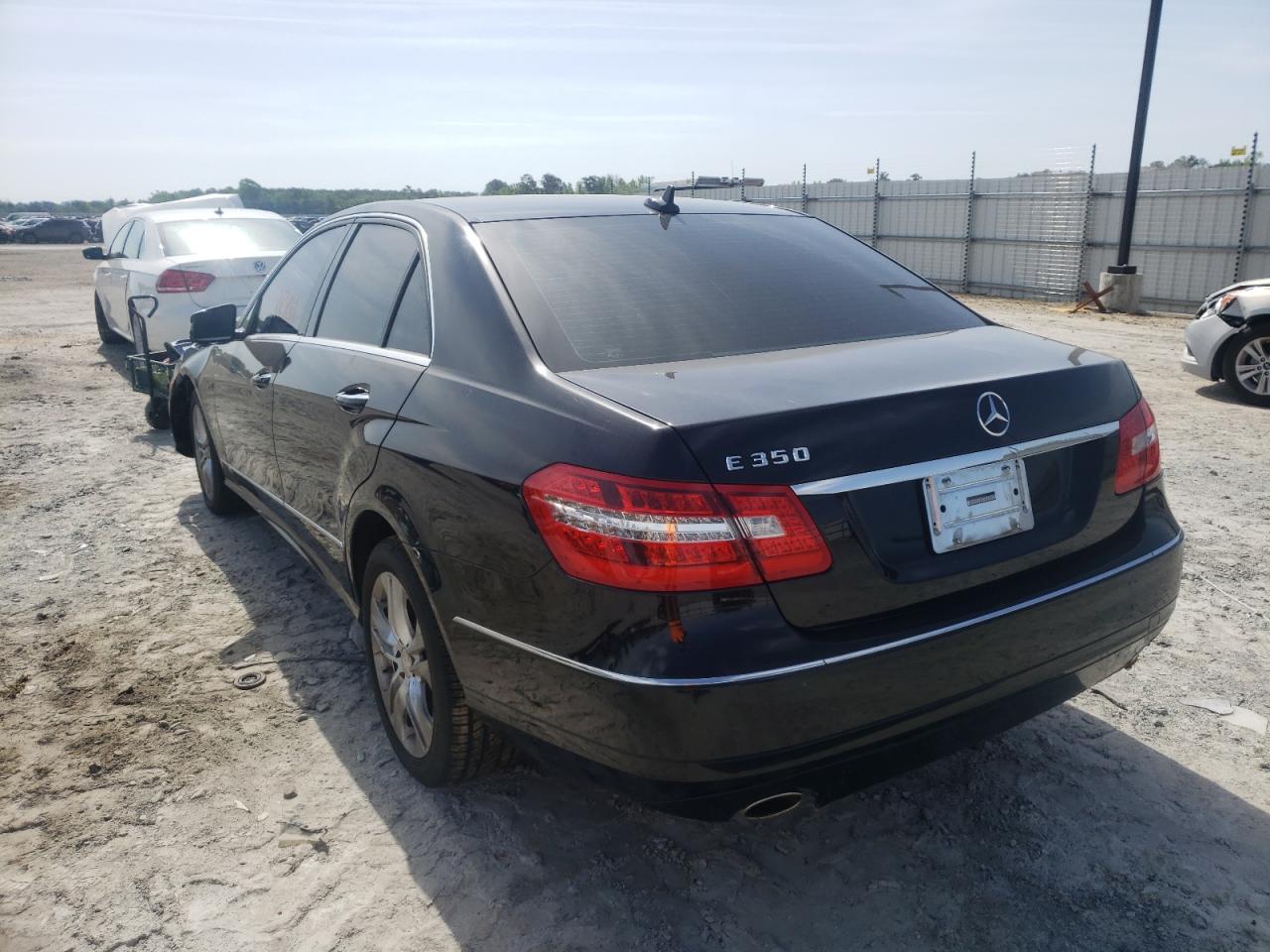 Photo 3 from auction – 2011 MERCEDES-BENZ E 350 with VIN WDDHF5GB6BA372192