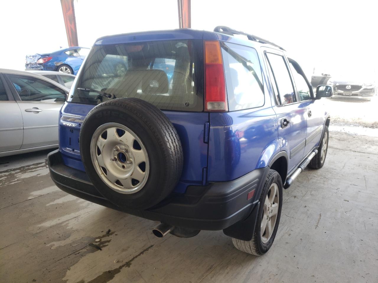 Photo 4 from auction – 2000 HONDA CR-V LX with VIN JHLRD2842YC000660