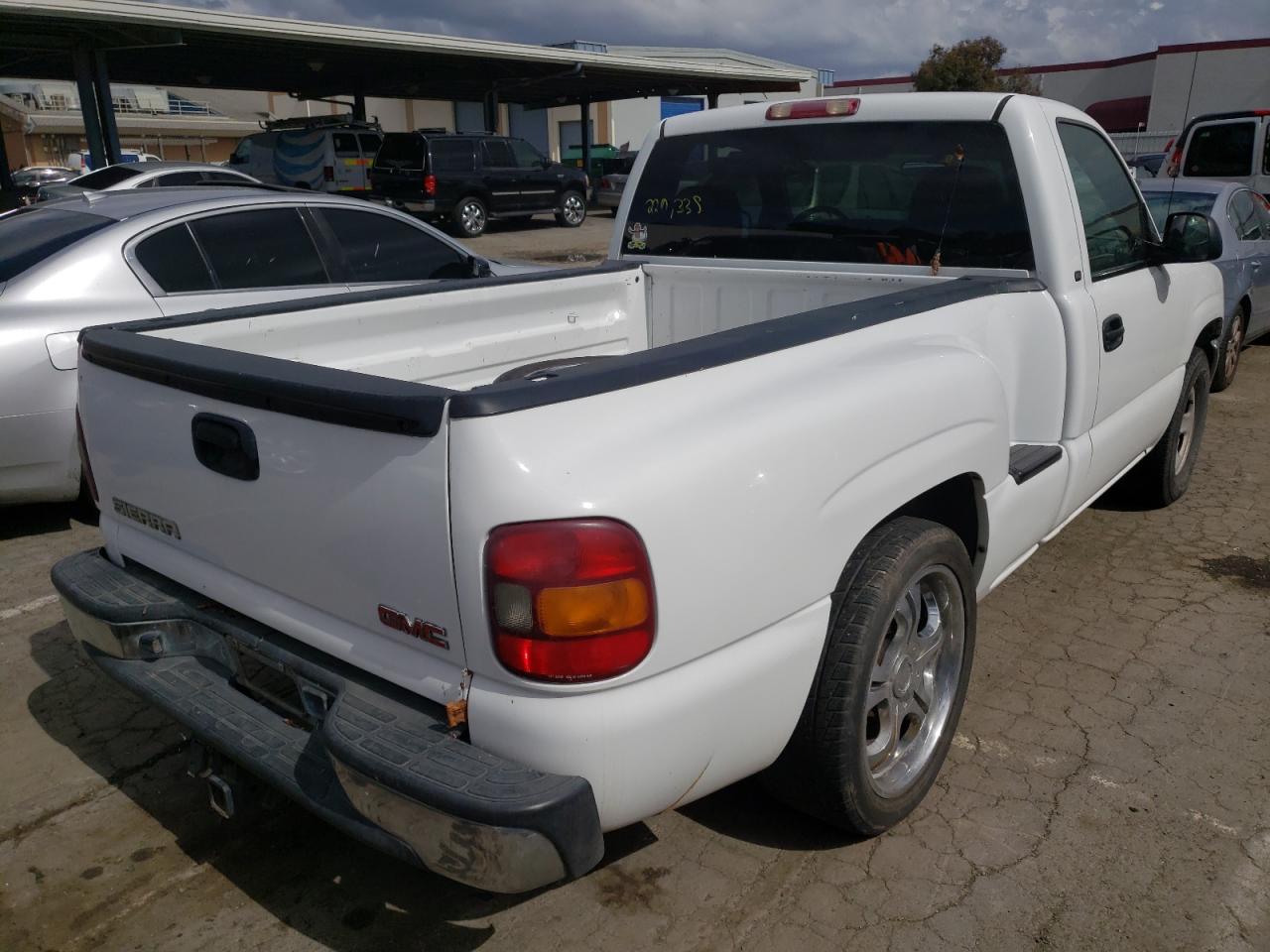 Photo 4 from auction – 2002 GMC NEW SIERRA with VIN 1GTEC14V32Z339892
