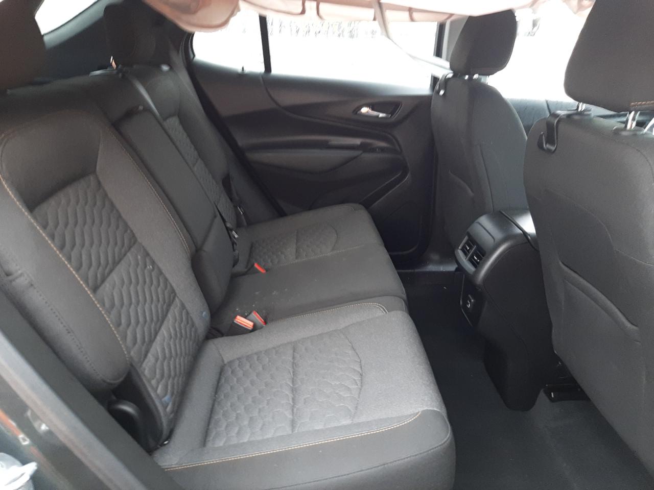 Photo 6 from auction – 2020 CHEVROLET EQUINOX LT with VIN 2GNAXJEV4L6192052