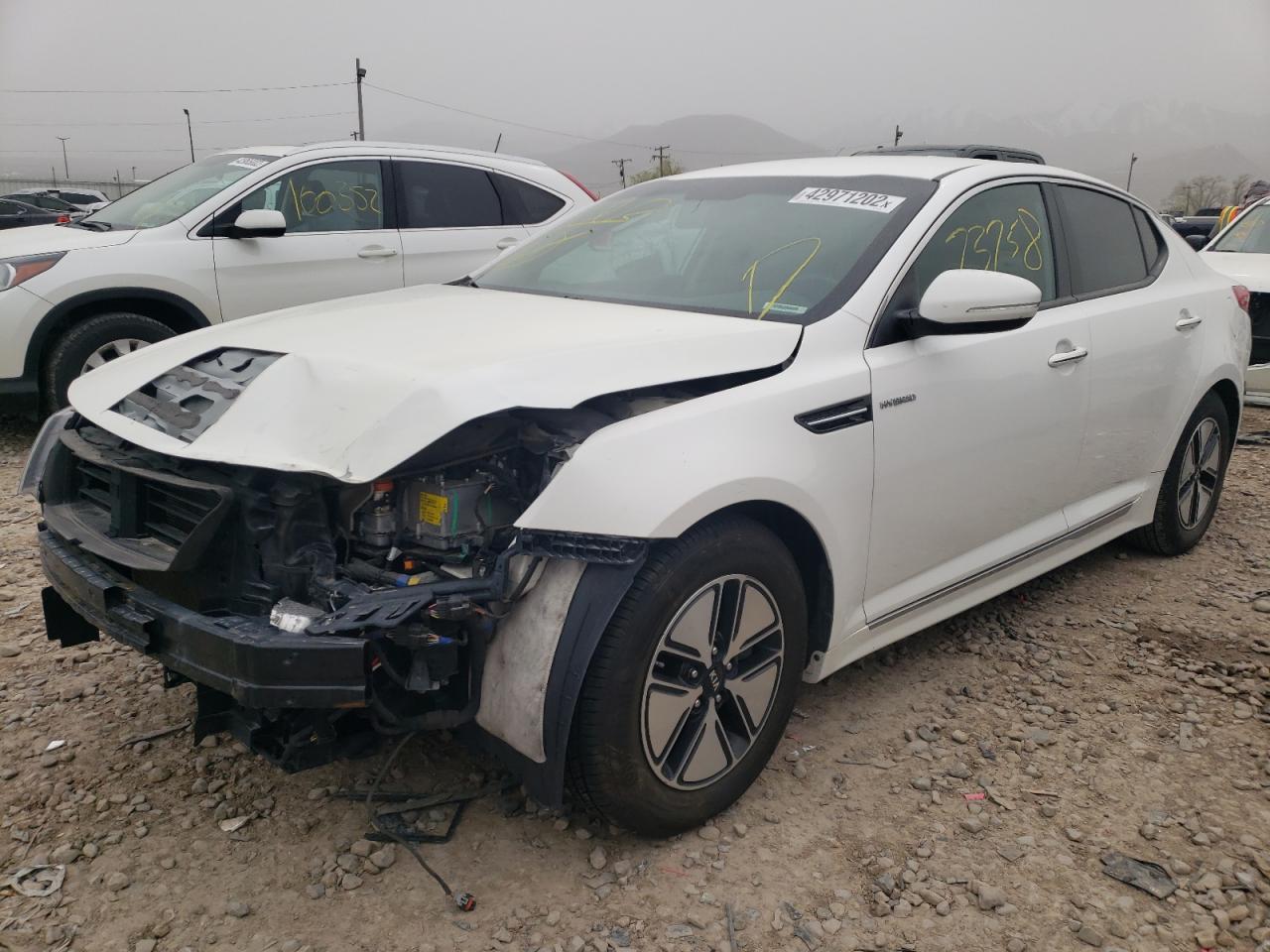 Photo 2 from auction – 2013 KIA OPTIMA HYB with VIN KNAGM4AD0D5044730