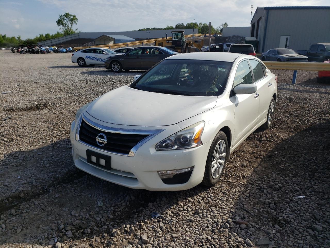 Photo 2 from auction – 2015 NISSAN ALTIMA 2.5 with VIN 1N4AL3AP6FC264362