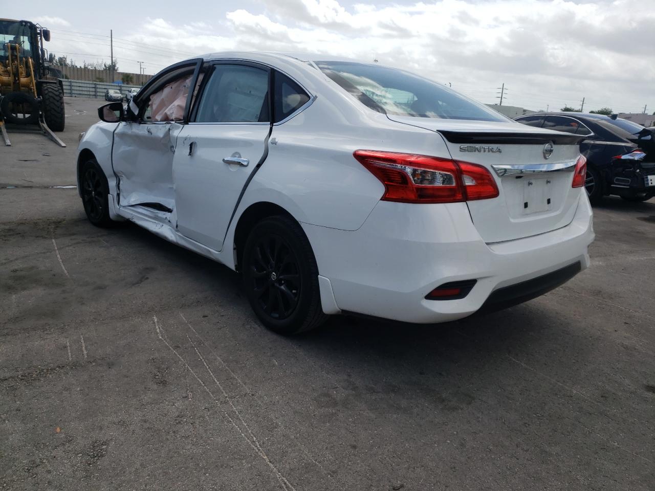 Photo 15 from auction – 2018 NISSAN SENTRA S with VIN 3N1AB7AP2JY348301
