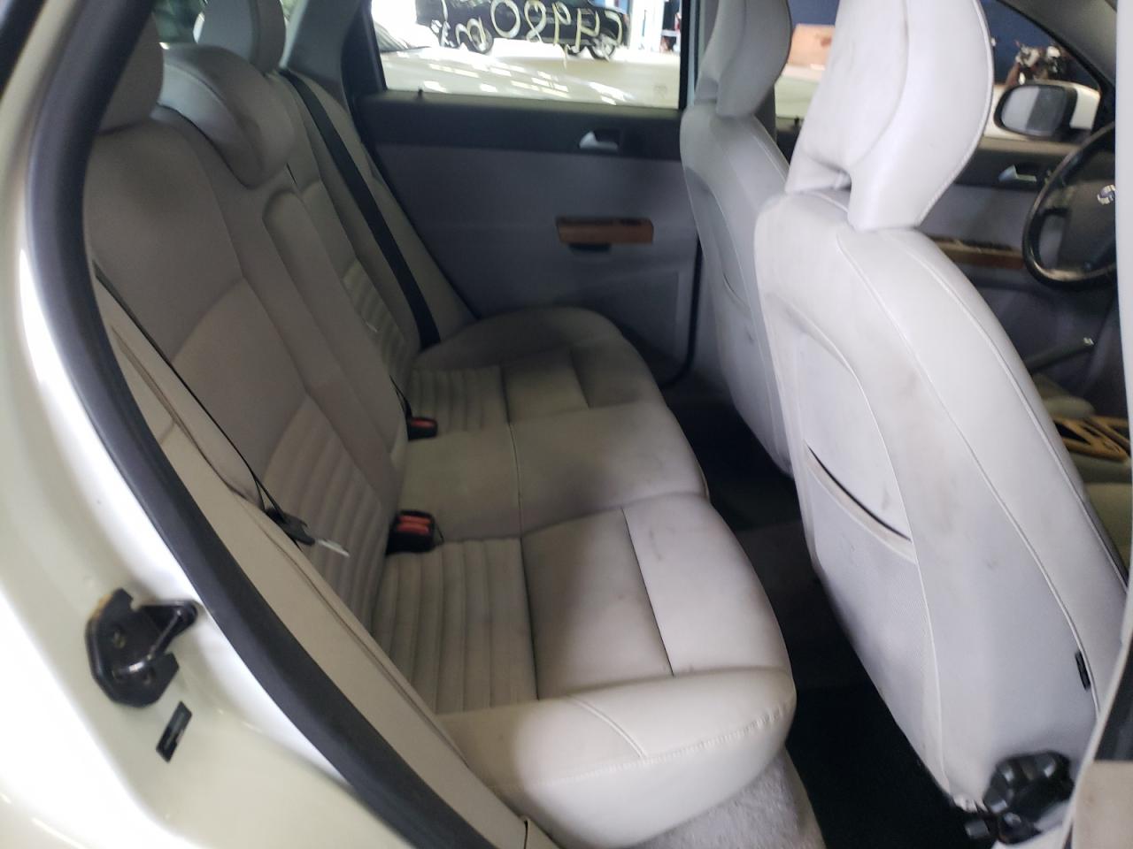 Photo 6 from auction – 2009 VOLVO V50 2.4I with VIN YV1MW390092461179
