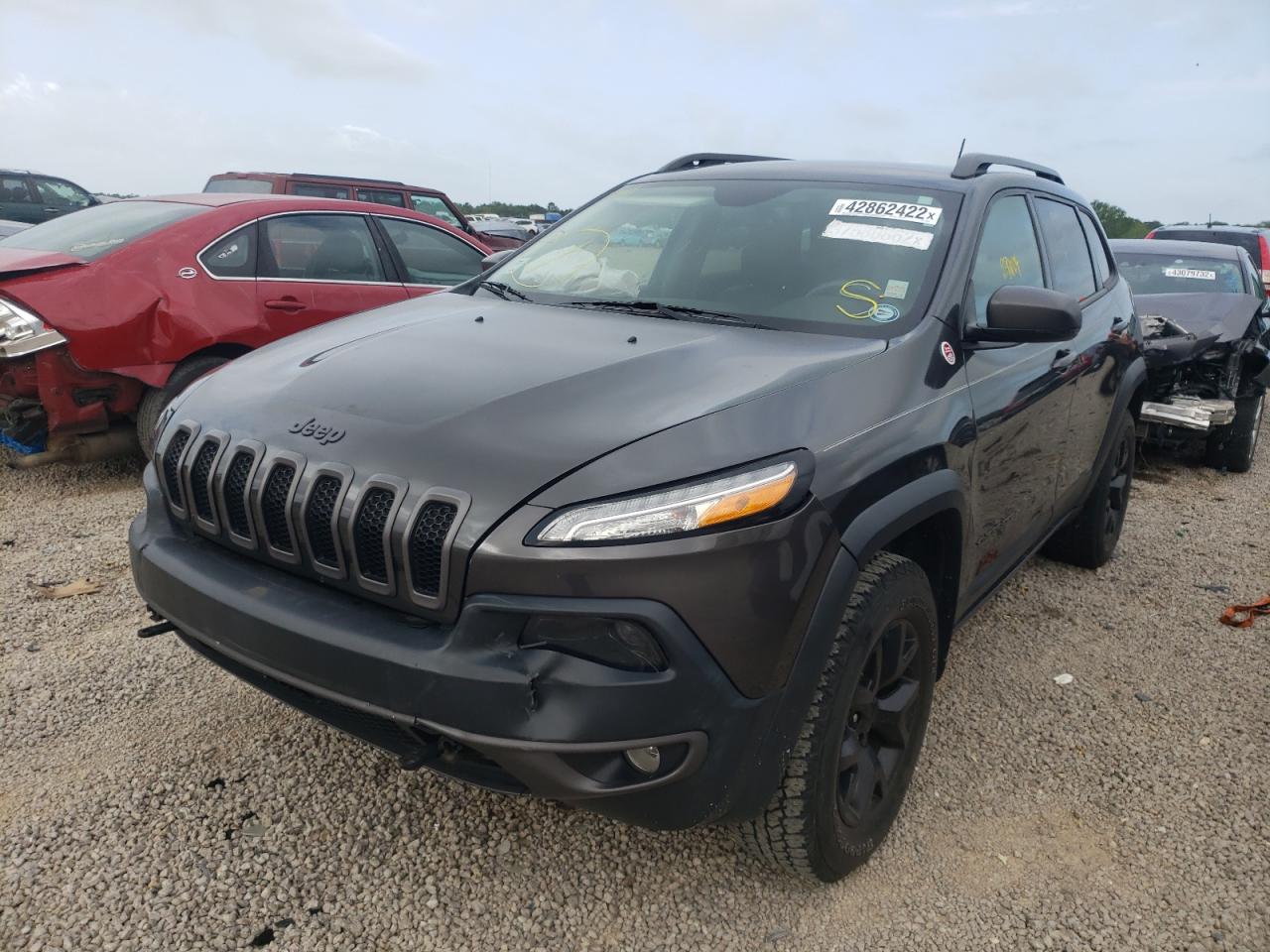 Photo 2 from auction – 2015 JEEP CHEROKEE T with VIN 1C4PJMBS5FW779371
