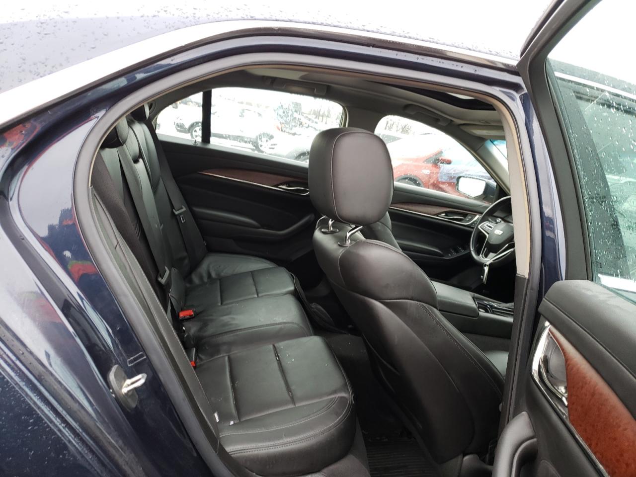 Photo 6 from auction – 2018 CADILLAC CTS with VIN 1G6AW5SX0J0179901