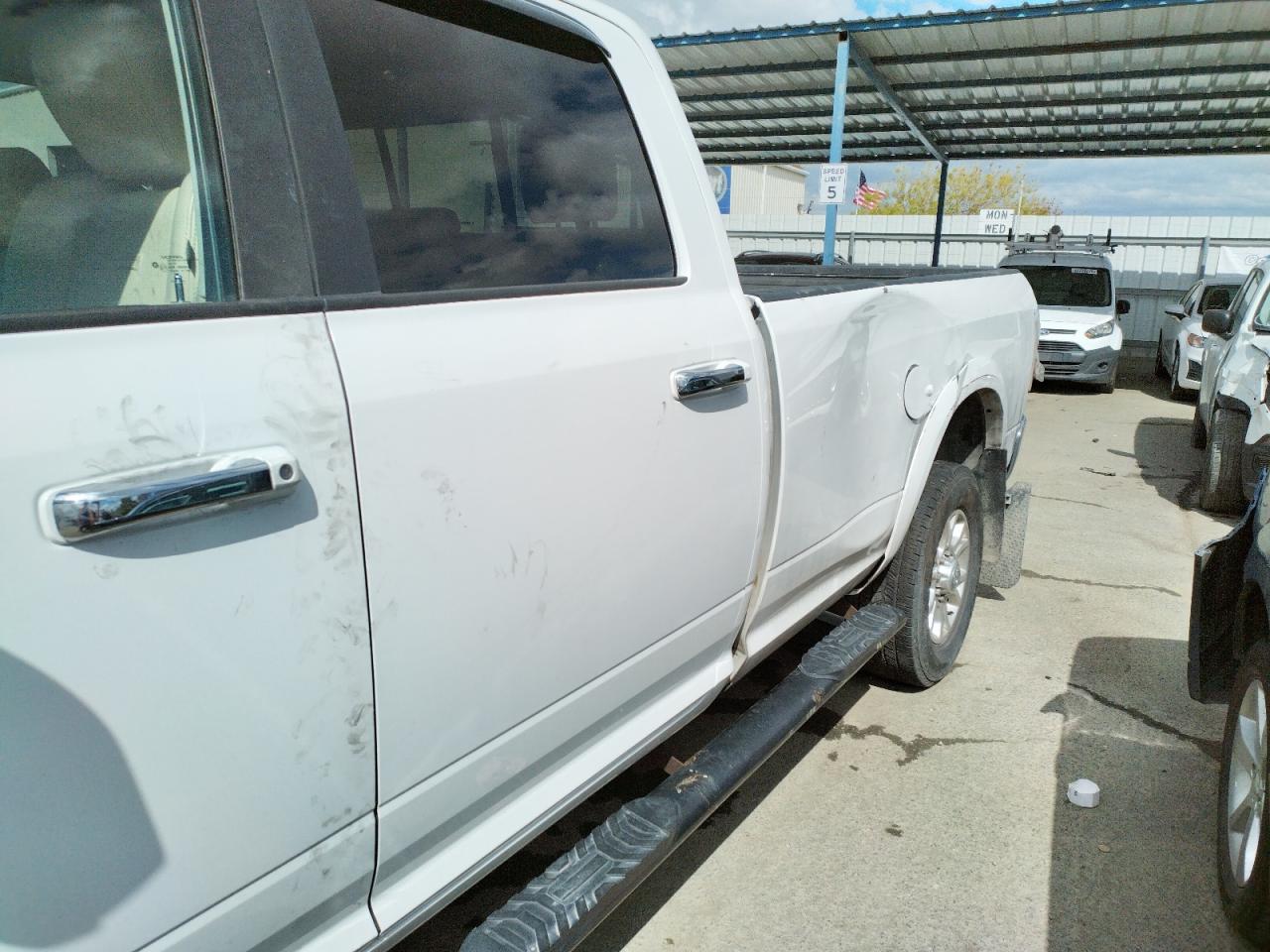 Photo 9 from auction – 2016 RAM 2500 LARAM with VIN 3C6UR5KL6GG178584