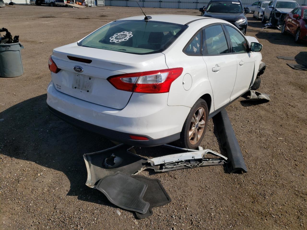 Photo 4 from auction – 2014 FORD FOCUS SE with VIN 1FADP3F2XEL186830