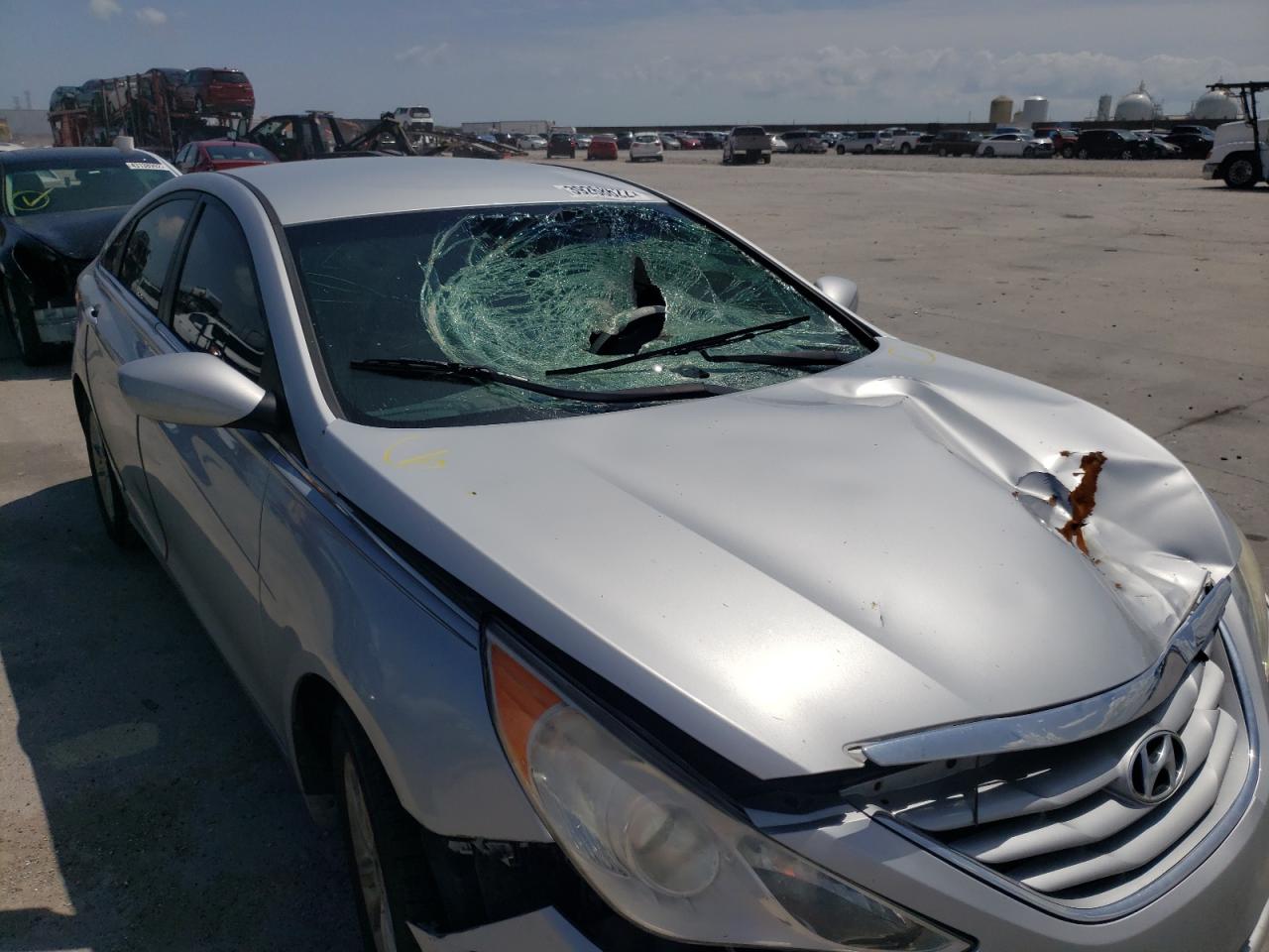 Photo 9 from auction – 2012 HYUNDAI SONATA GLS with VIN 5NPEB4AC7CH413170