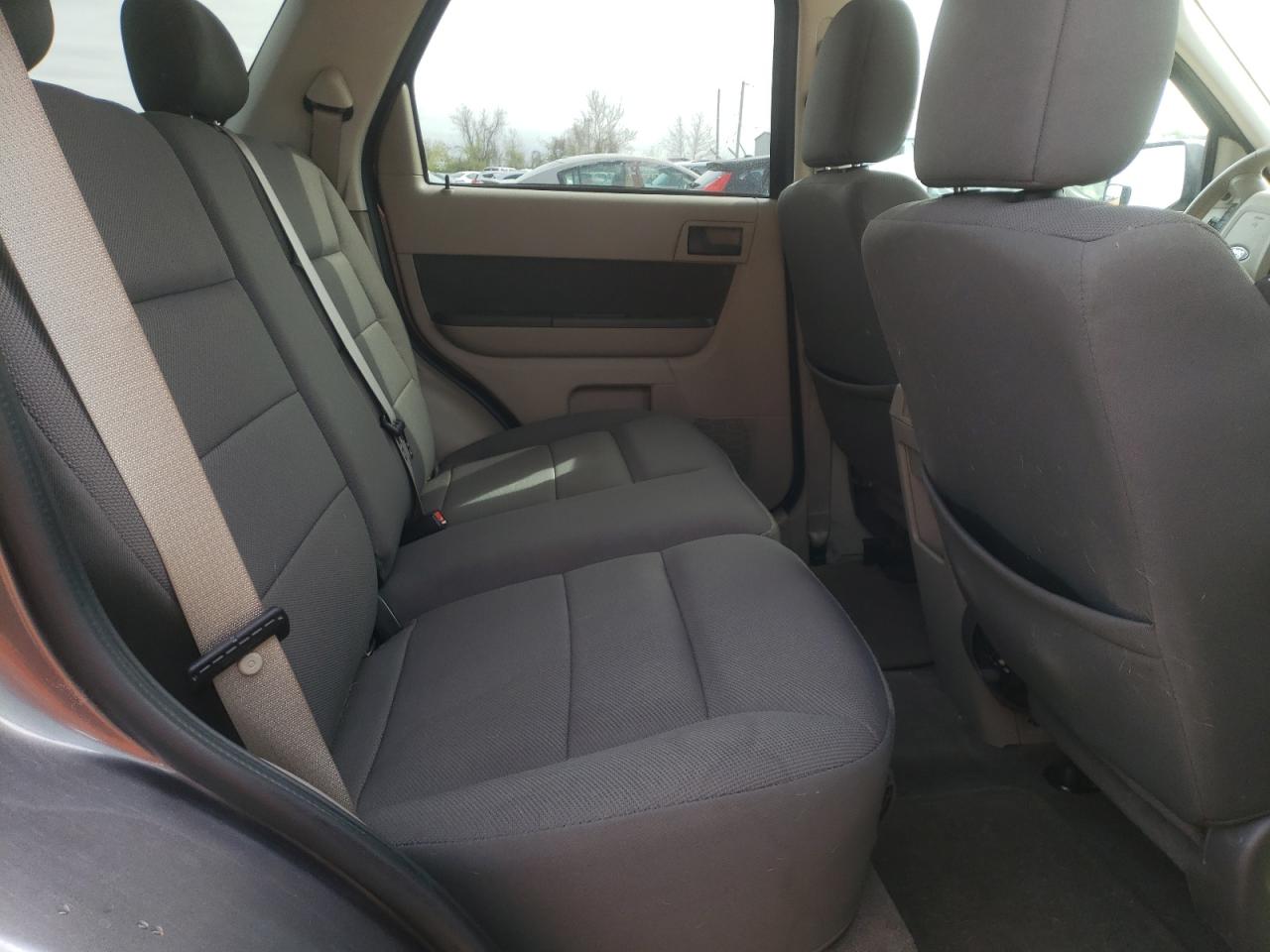 Photo 6 from auction – 2009 FORD ESCAPE XLT with VIN 1FMCU03G19KC58440