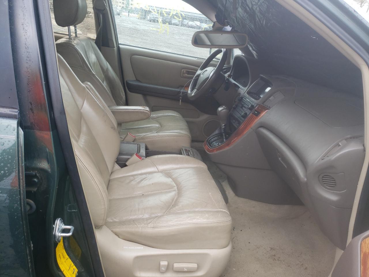 Photo 5 from auction – 1999 LEXUS RX 300 with VIN JT6HF10U9X0049564