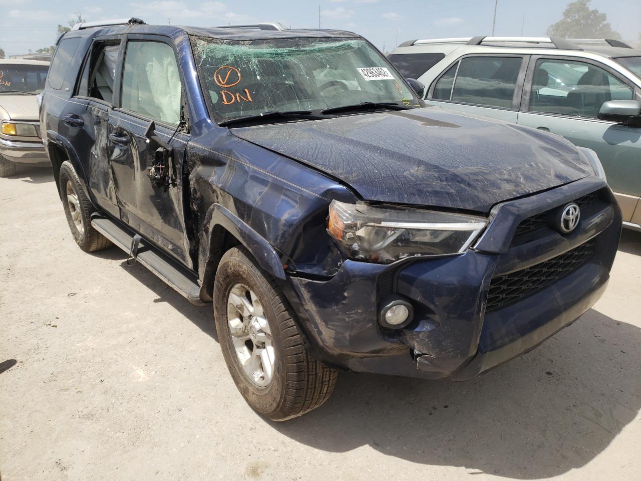 TOYOTA 4RUNNER SR 2017 with VIN JTEZU5JR3H5154914 - Photo from auction