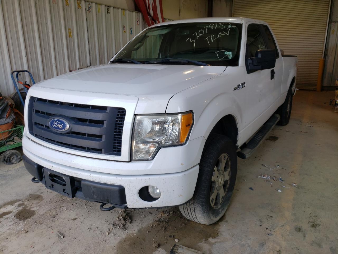Photo 2 from auction – 2010 FORD F150 SUPER with VIN 1FTEX1EW3AKE81548