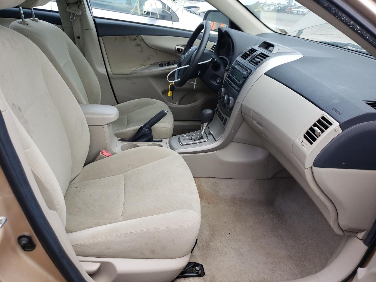 Photo 5 from auction – 2012 TOYOTA CARROLLA with VIN 2T1BU4EE2CC869427