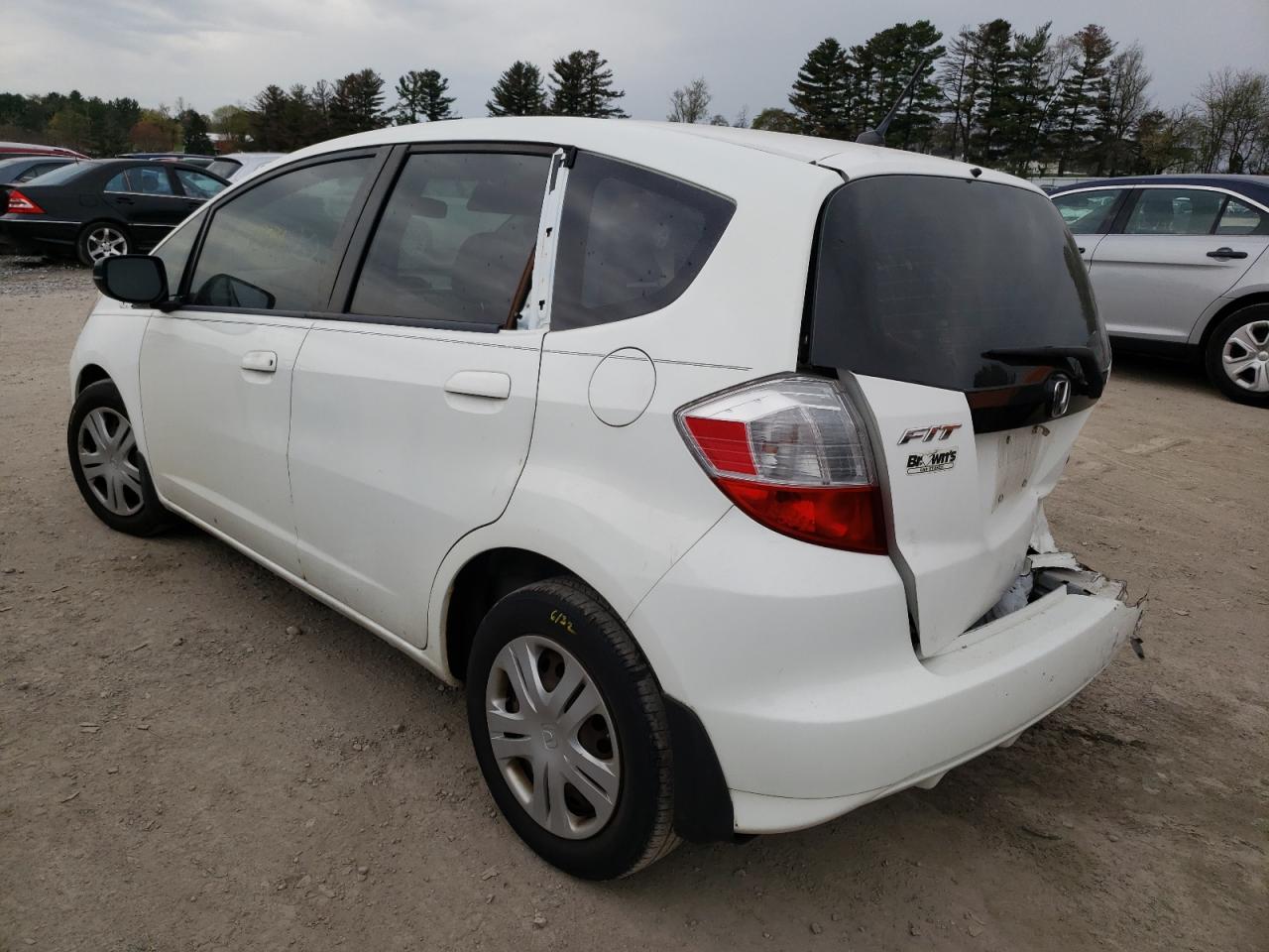 Photo 3 from auction – 2009 HONDA FIT with VIN JHMGE88239S015192