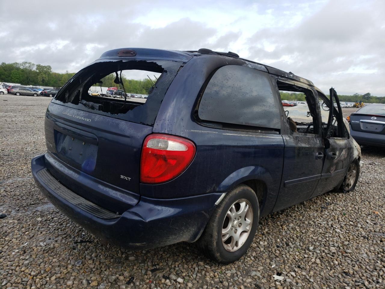 Photo 4 from auction – 2004 DODGE GRAND CARA with VIN 2D4GP44L34R524408