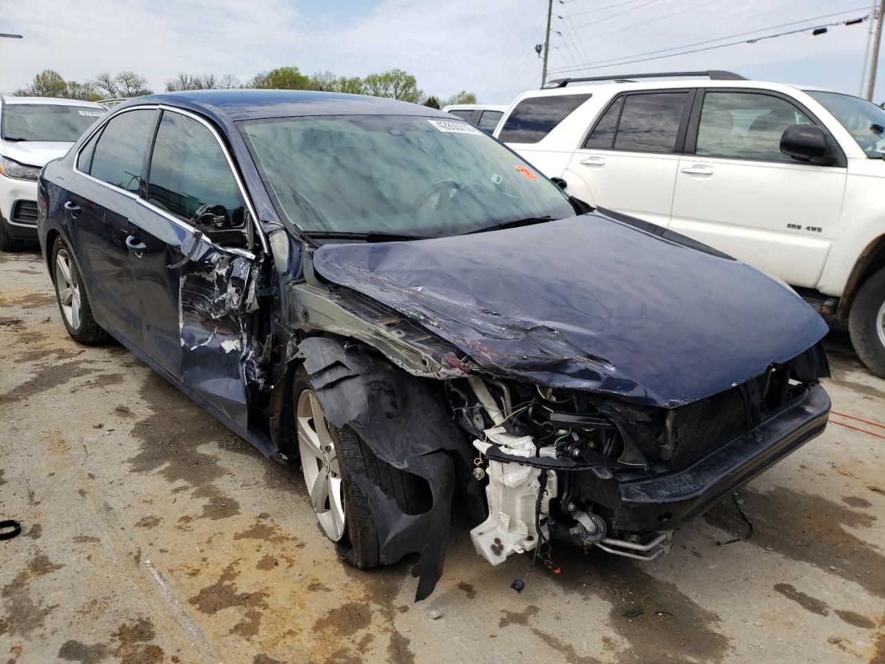 VOLKSWAGEN PASSAT S 2015 with VIN 1VWAS7A36FC108126 - Photo from auction