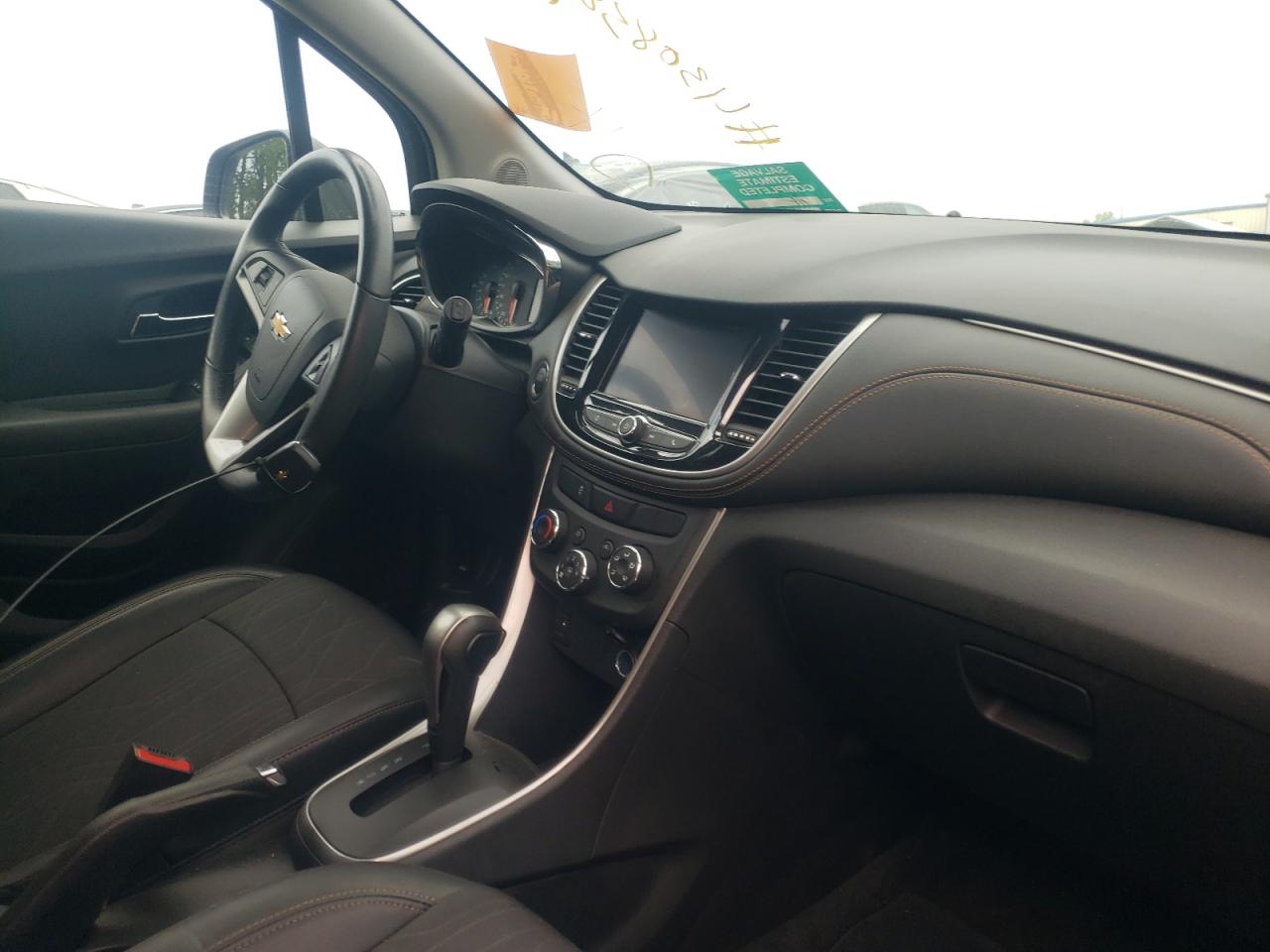 Photo 9 from auction – 2020 CHEVROLET TRAX 1LT with VIN KL7CJLSB0LB062935