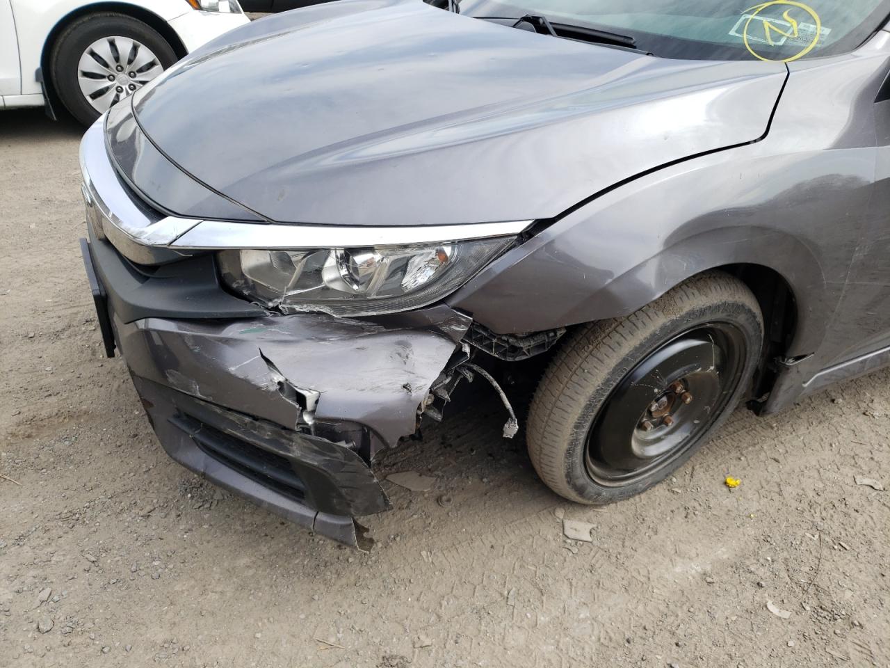 Photo 9 from auction – 2016 HONDA CIVIC LX with VIN 2HGFC2F5XGH526577